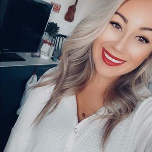 Meet your Posher, Kori